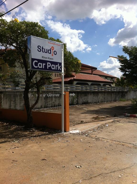 Studio Khon Kaen By Icheck Inn Exteriör bild