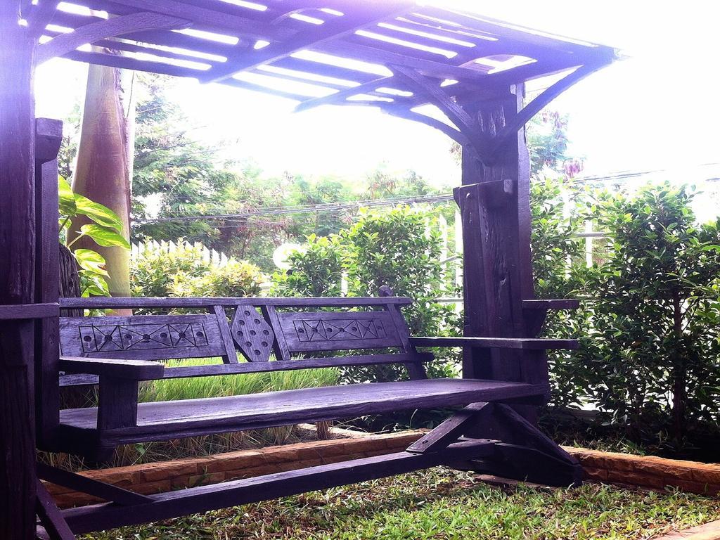 Studio Khon Kaen By Icheck Inn Exteriör bild