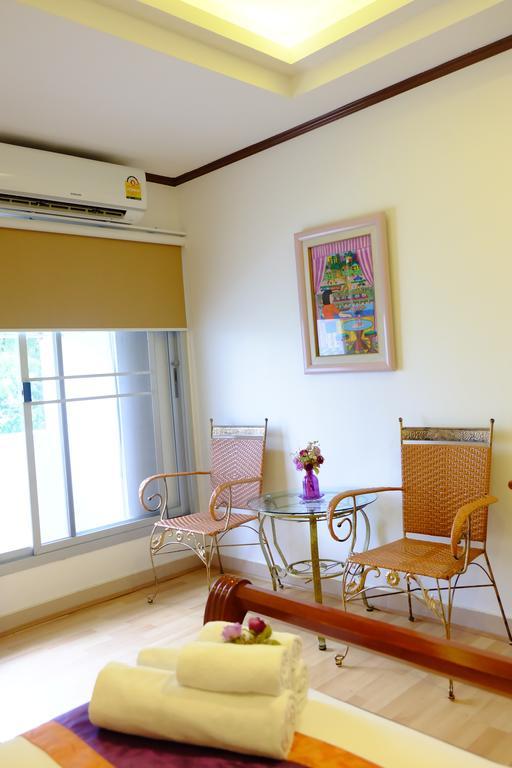 Studio Khon Kaen By Icheck Inn Exteriör bild