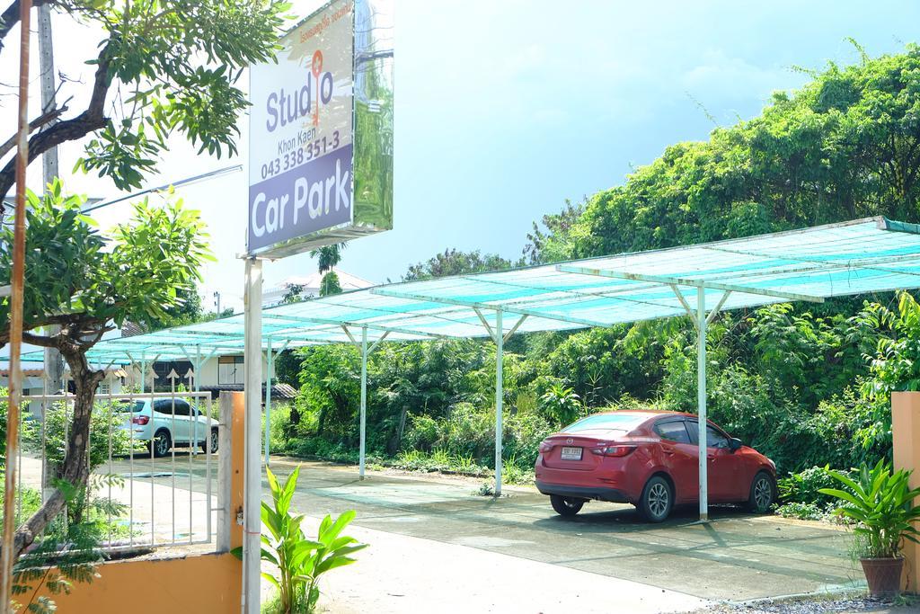 Studio Khon Kaen By Icheck Inn Exteriör bild
